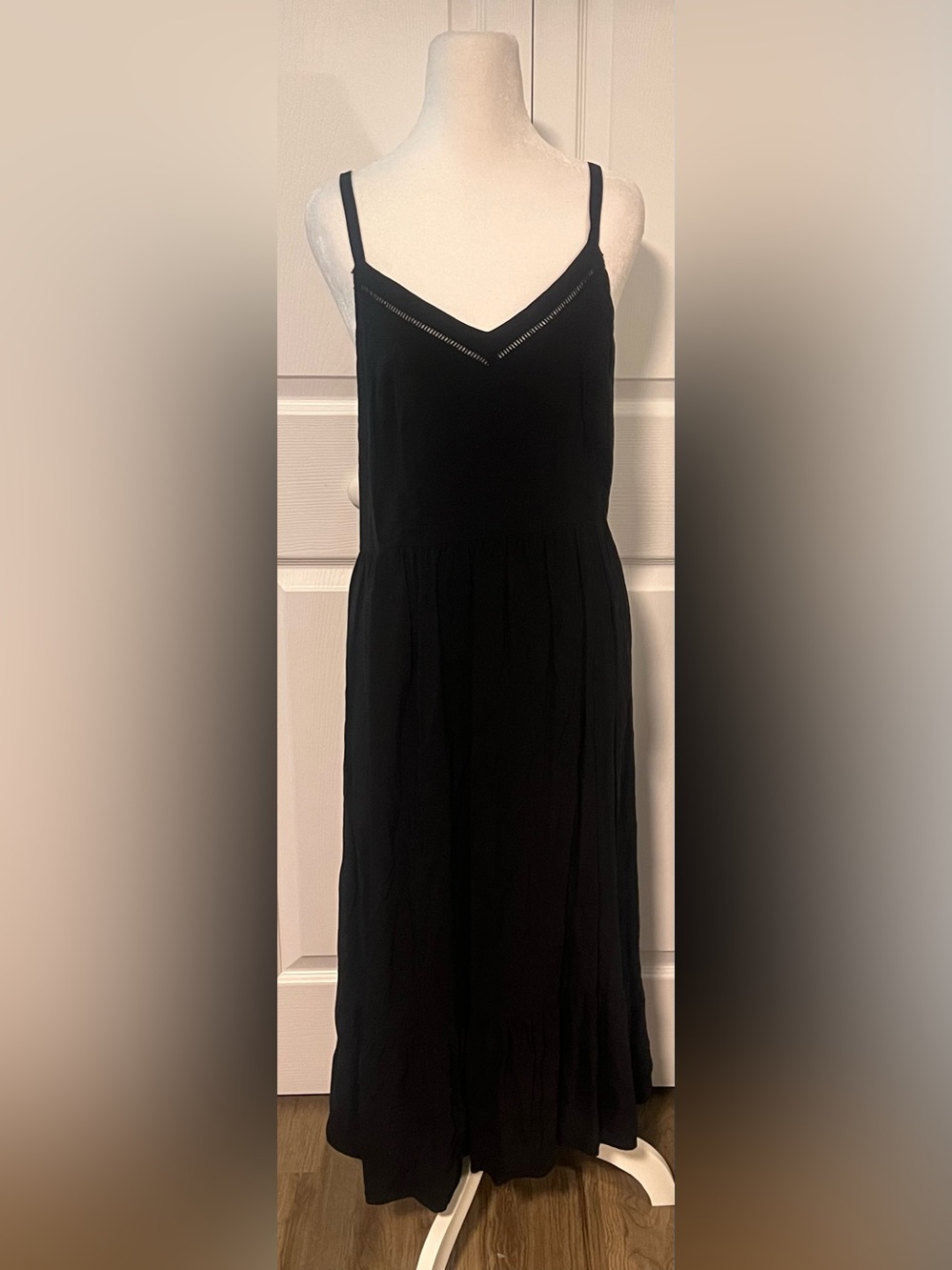 Old Navy Black Spaghetti-Strap Midi Cami Dress
